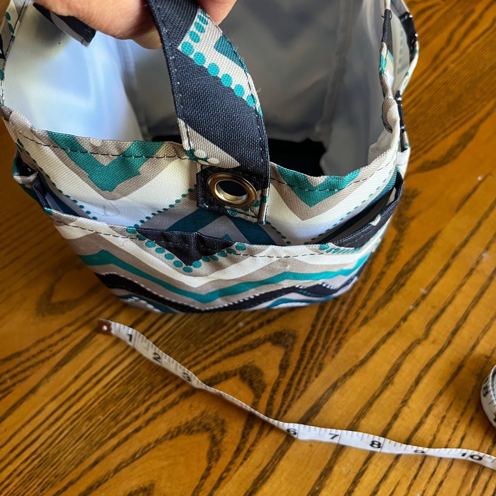 Thirty-One - Creative Caddy - Pattern: Dotty Chev… - image 6